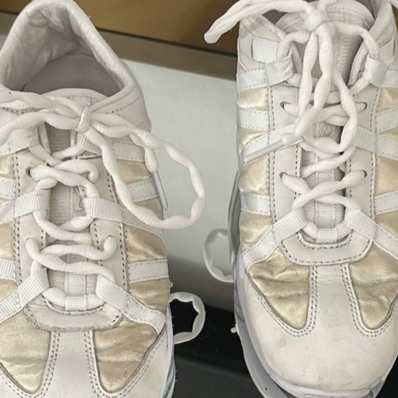 NFINITY Evolution Sneakers White With Carrying Case Size 5.5 - Picture 6 of 11